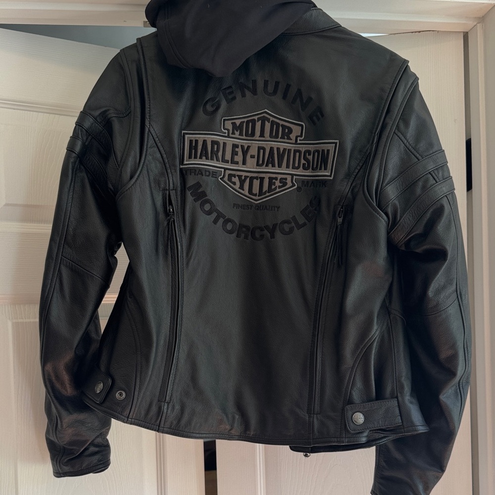 Harley-Davidson Miss Enthusiast 3 in 1 Leather Jacket - Picture 3 of 12